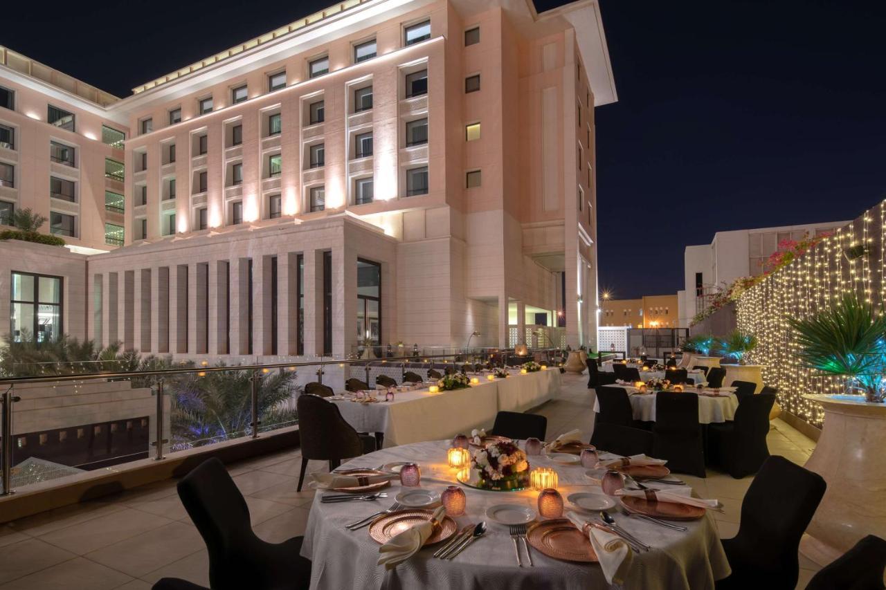Radisson Collection Muscat, Hormuz Grand Hotel Ngoại thất bức ảnh The Westin Abu Dhabi